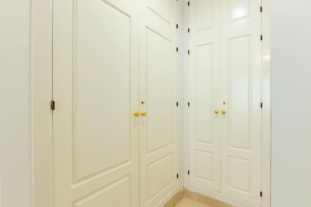 Imperial Central Suite By Valcambre Siviglia Esterno foto