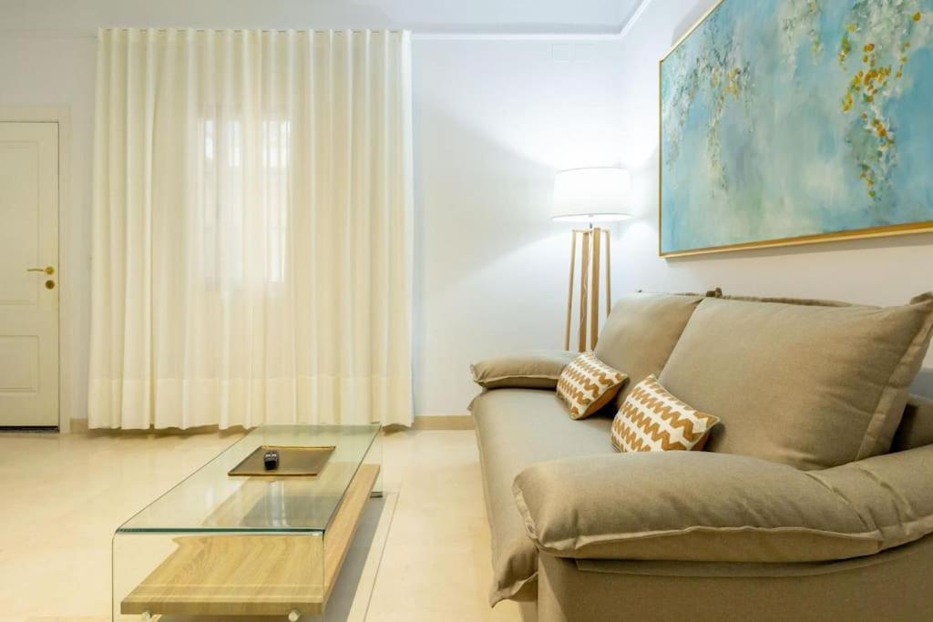 Imperial Central Suite By Valcambre Siviglia Esterno foto