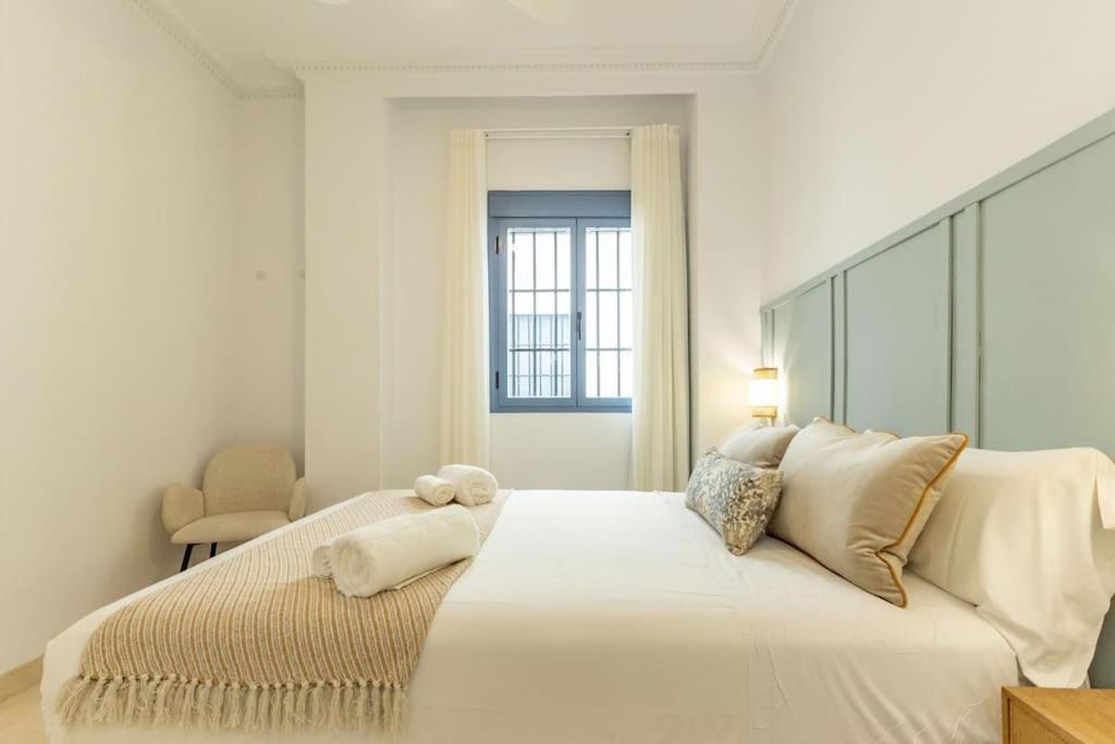 Imperial Central Suite By Valcambre Siviglia Esterno foto