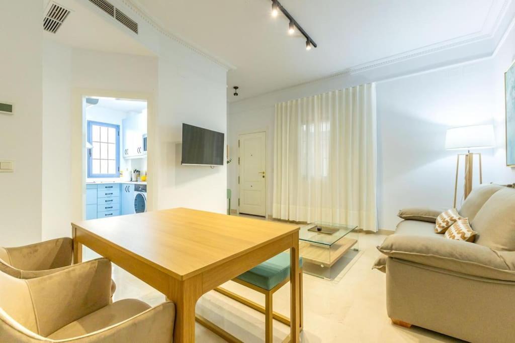 Imperial Central Suite By Valcambre Siviglia Esterno foto